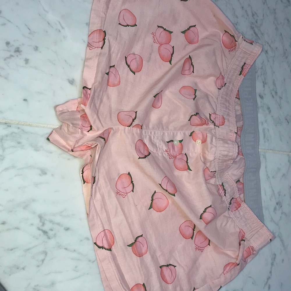 VS Peach Boxer Shorts 🍑